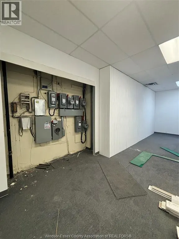 1585 WYANDOTTE STREET East Unit# 2