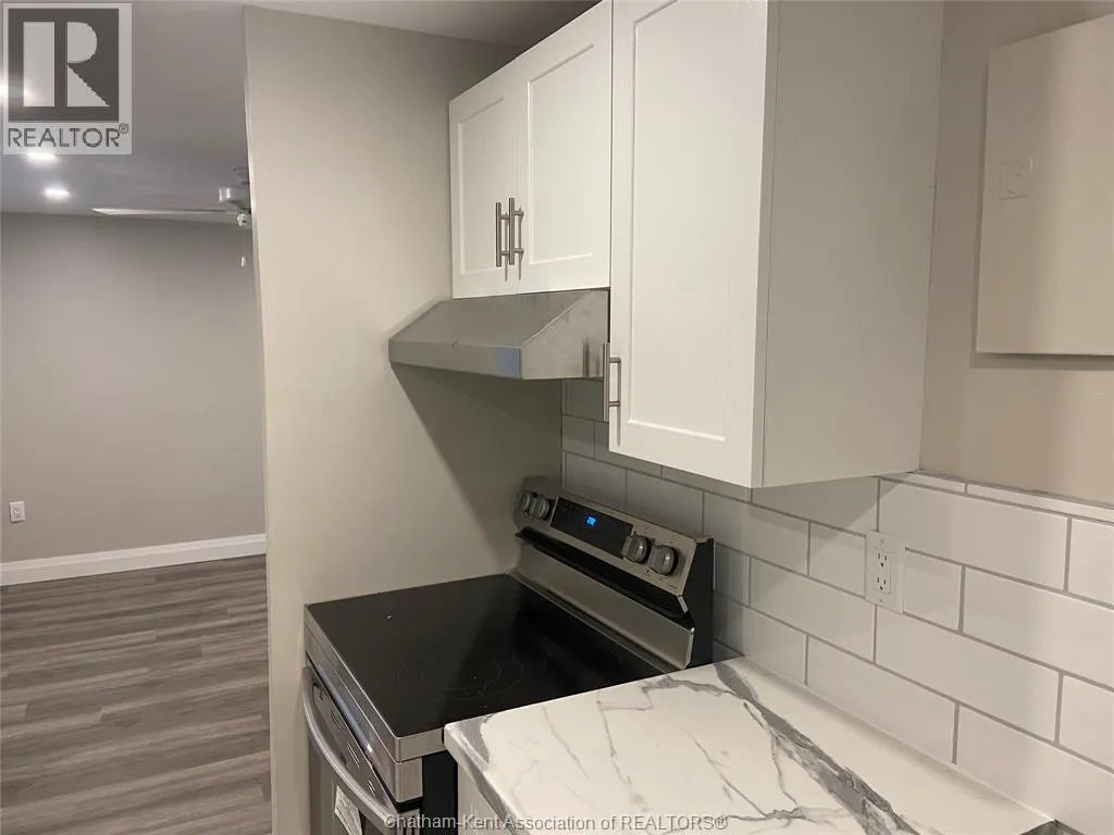 975 Grand AVENUE West Unit# 102