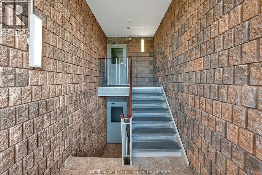 1580 Ernest AVENUE Unit# 306