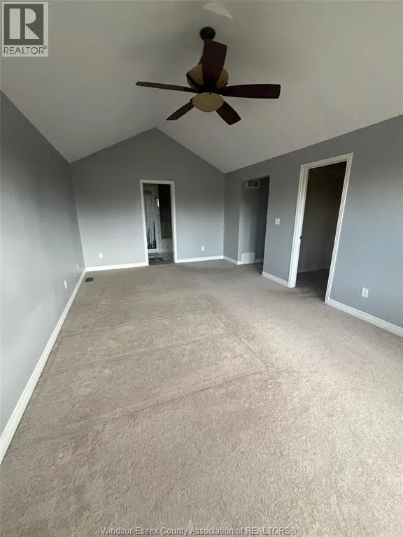 123 HAMPTON CRESCENT