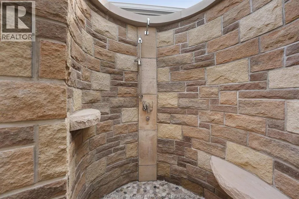 11770 RIVERSIDE DRIVE