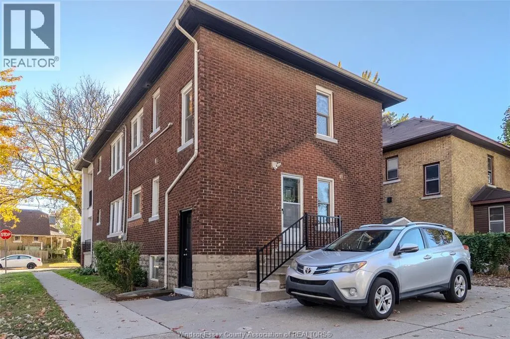 586-588 South STREET