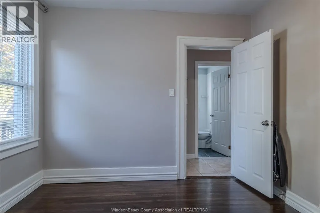 586-588 South STREET