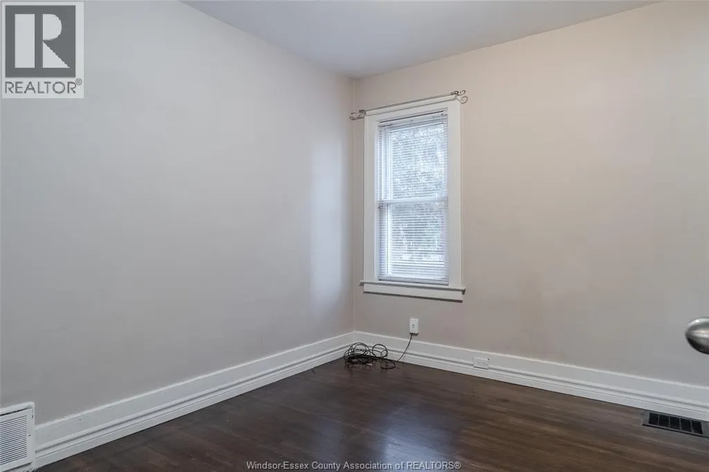 586-588 South STREET