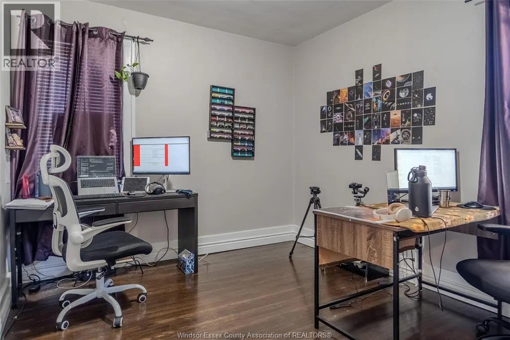 586-588 South STREET