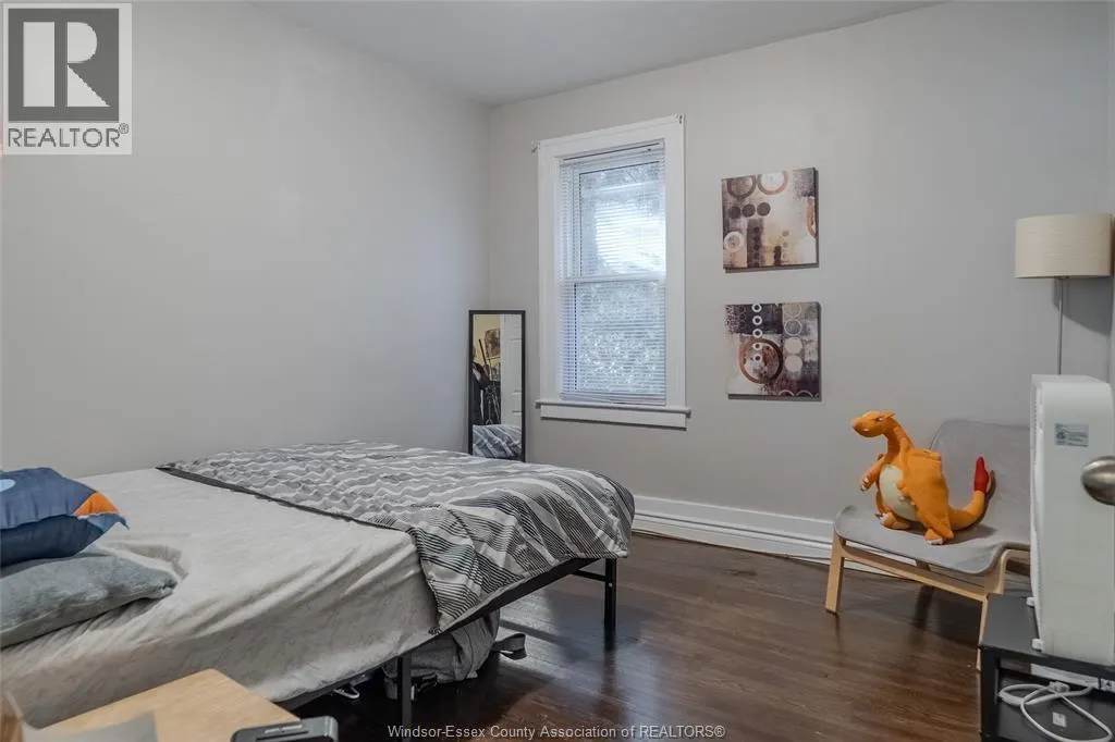 586-588 South STREET