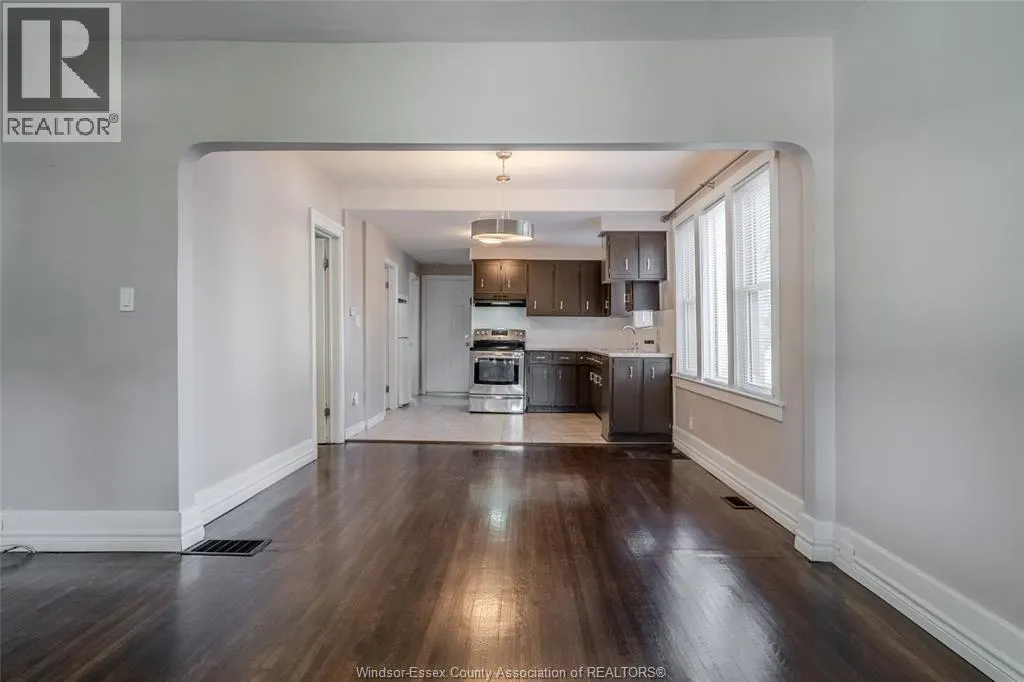 586-588 South STREET