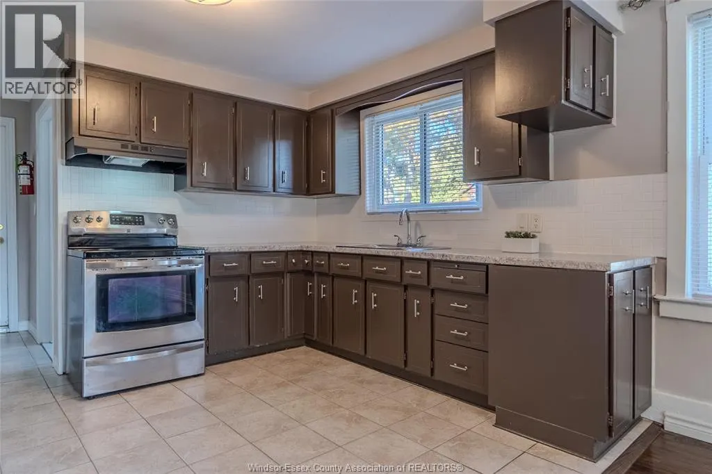 586-588 South STREET