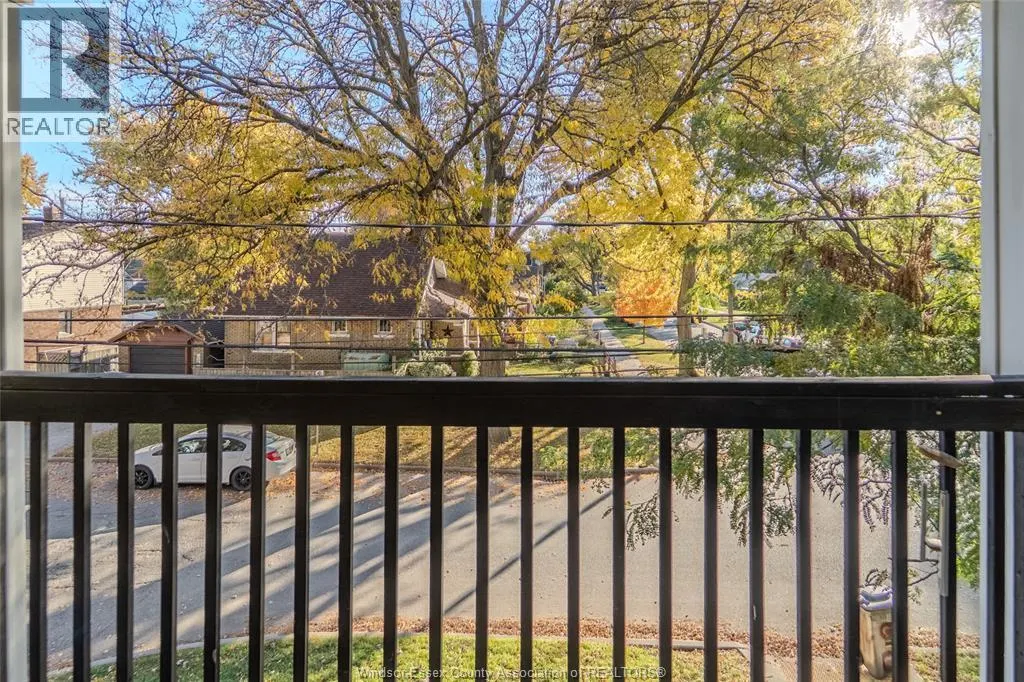 586-588 South STREET