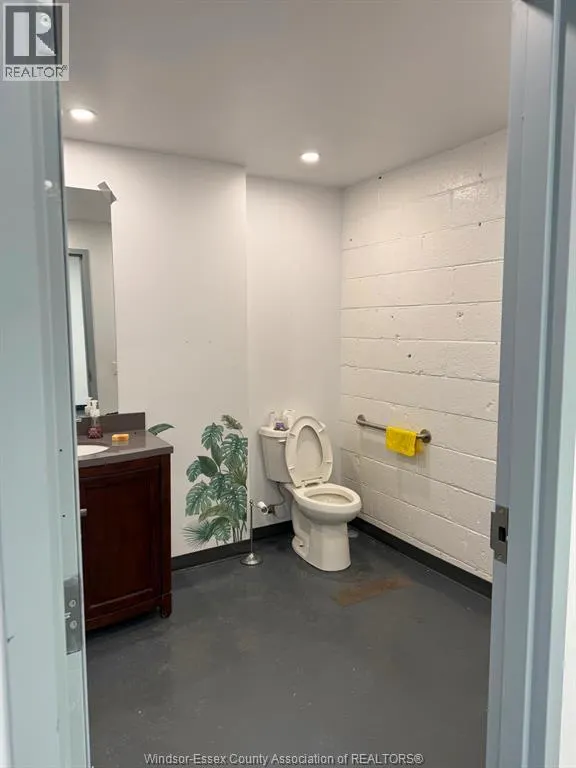 1005 WALKER ROAD Unit# B