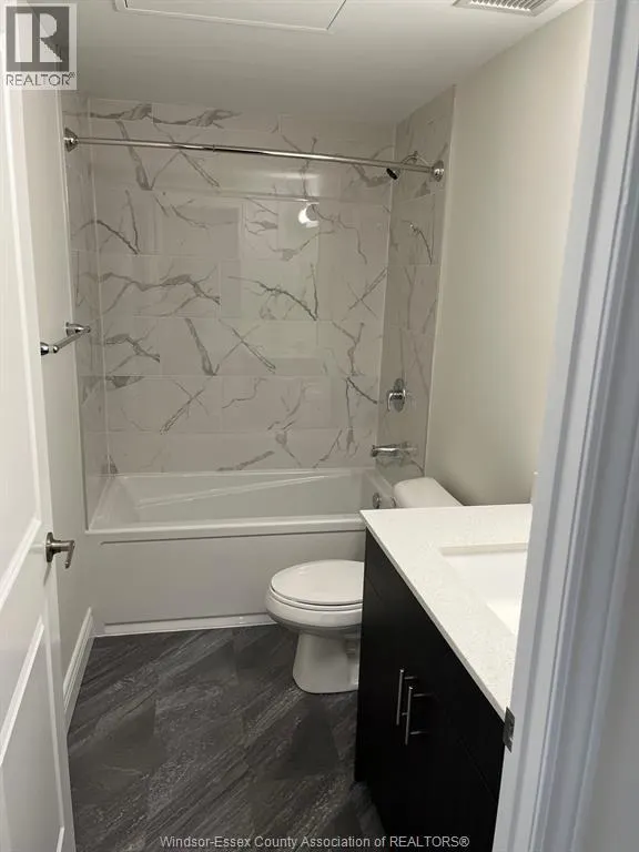 1489 BANWELL ROAD Unit# 427