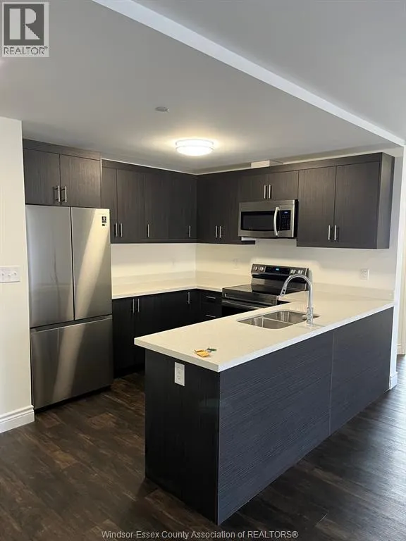 1489 BANWELL ROAD Unit# 427