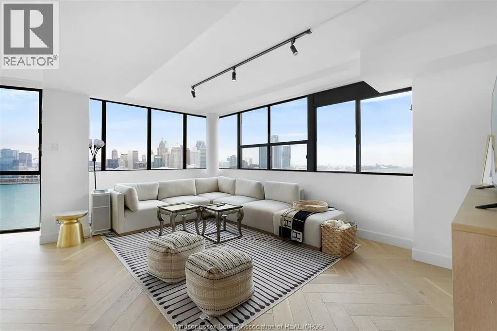 515 RIVERSIDE DRIVE West Unit# 1701