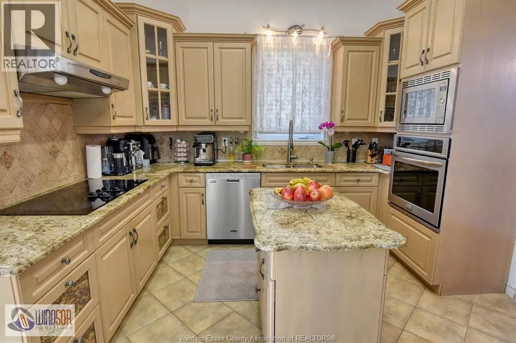 500 CLYDESDALE COURT