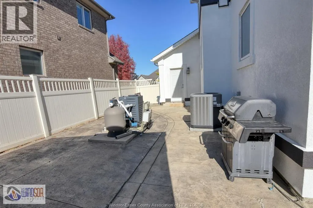 500 CLYDESDALE COURT