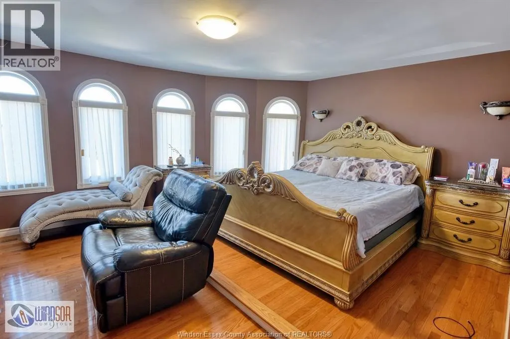 500 CLYDESDALE COURT