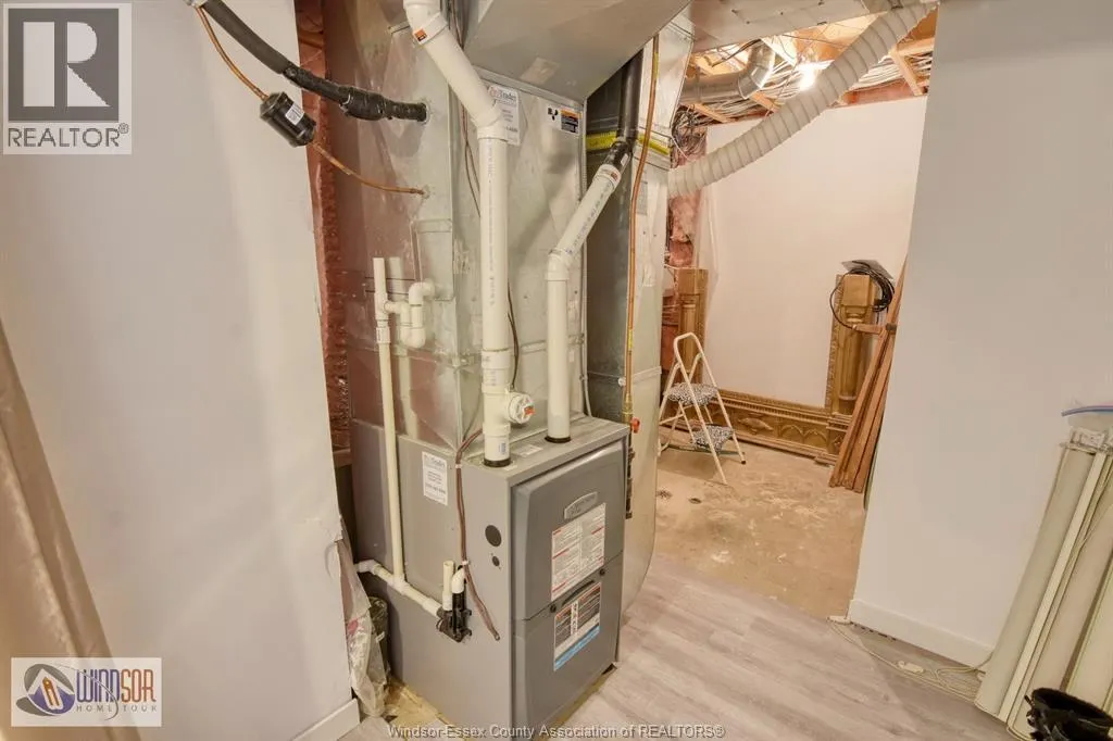 500 CLYDESDALE COURT