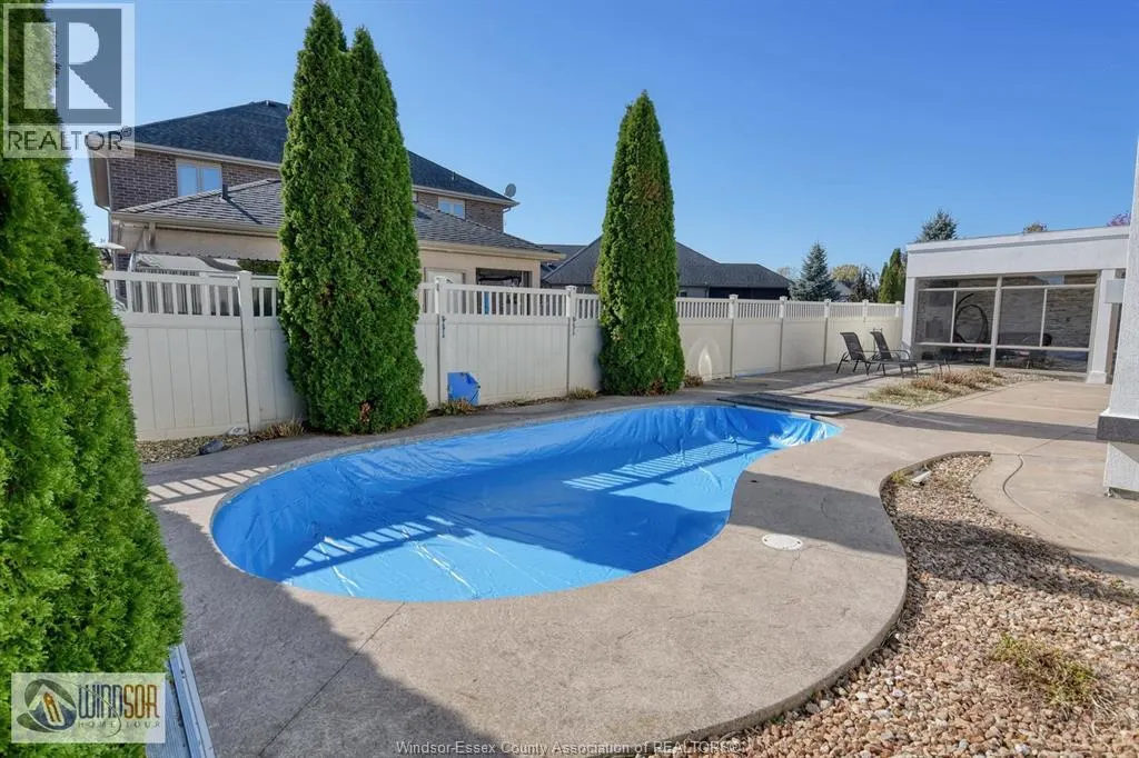 500 CLYDESDALE COURT