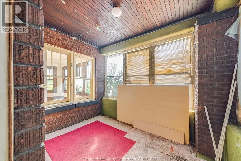 106-108 SHEPHERD STREET East