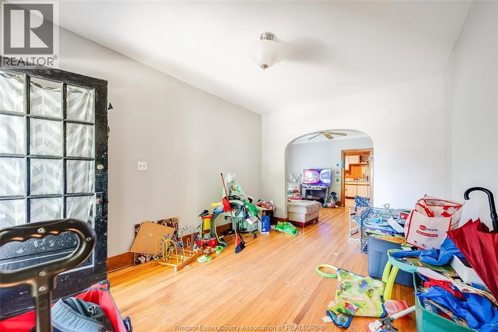 106-108 SHEPHERD STREET East