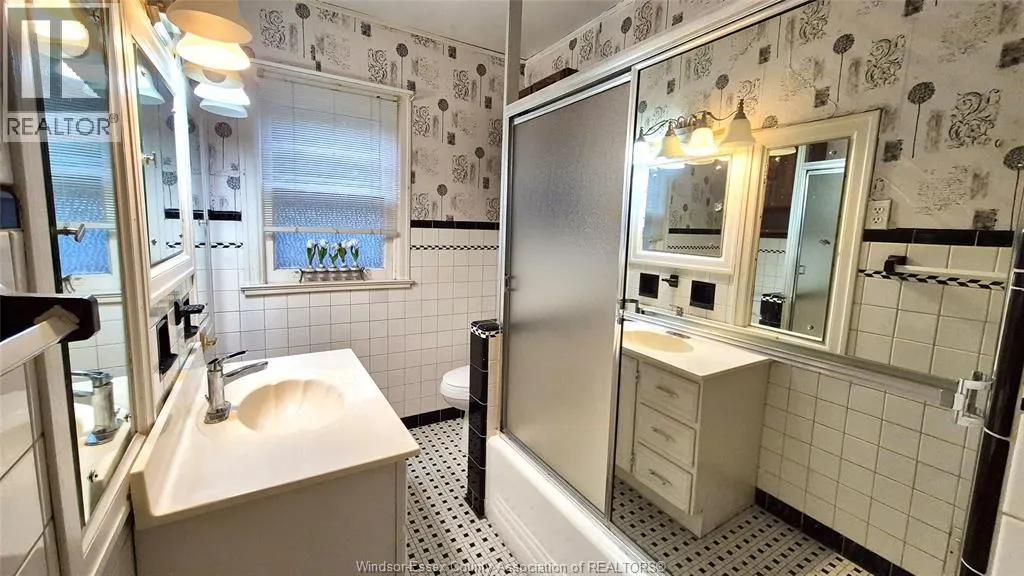 201 ST. ROSE Unit# MAIN