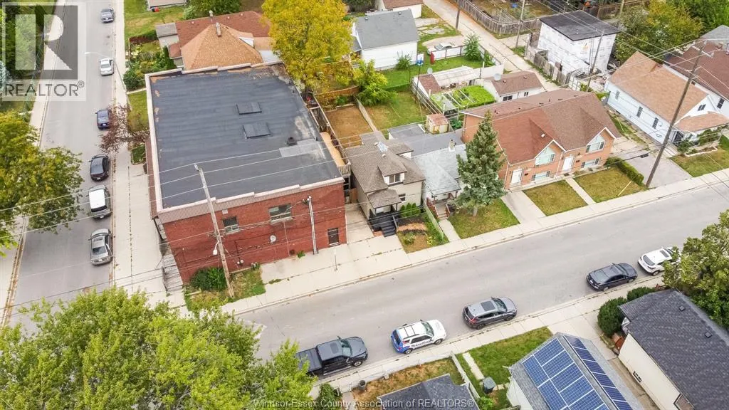 1018 CATARAQUI STREET