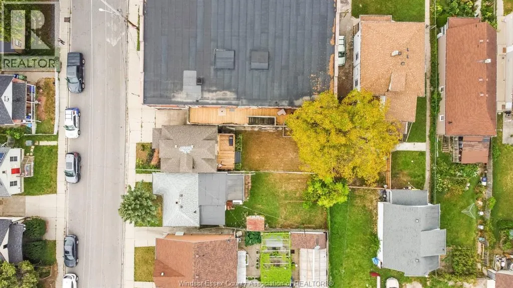 1018 CATARAQUI STREET