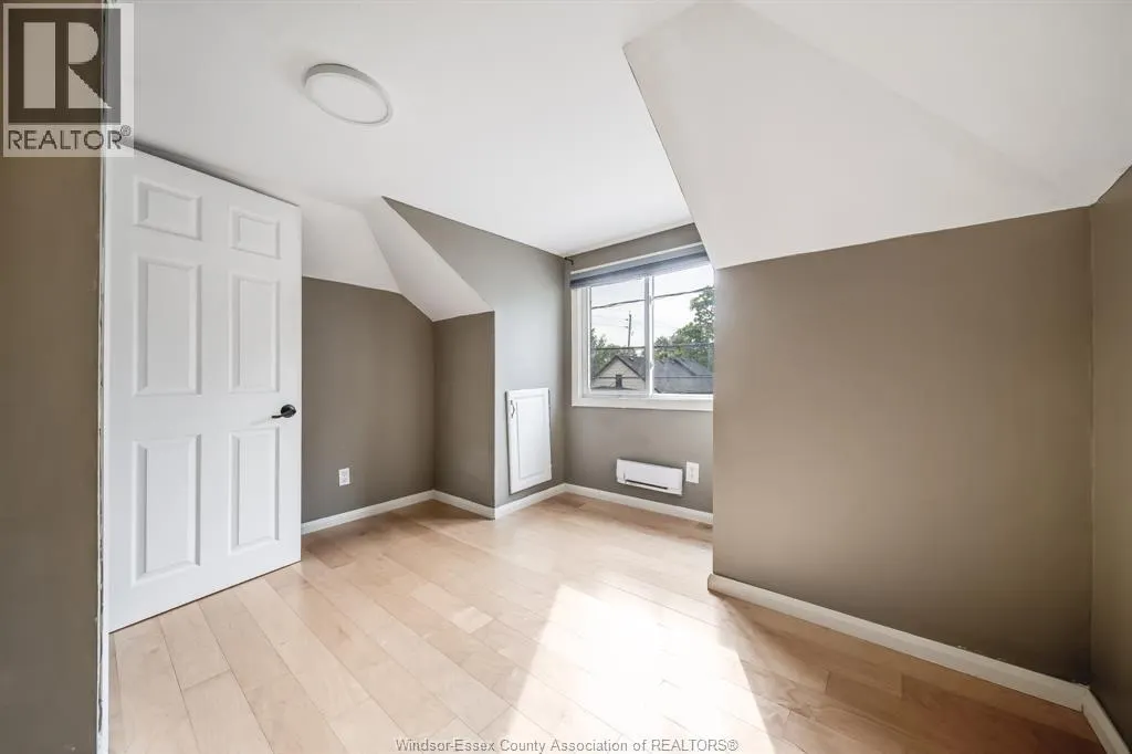 1018 CATARAQUI STREET