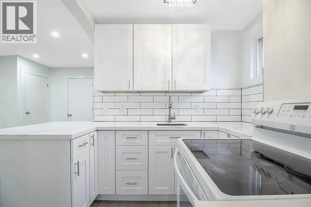 1668 GOYEAU Unit# UPPER