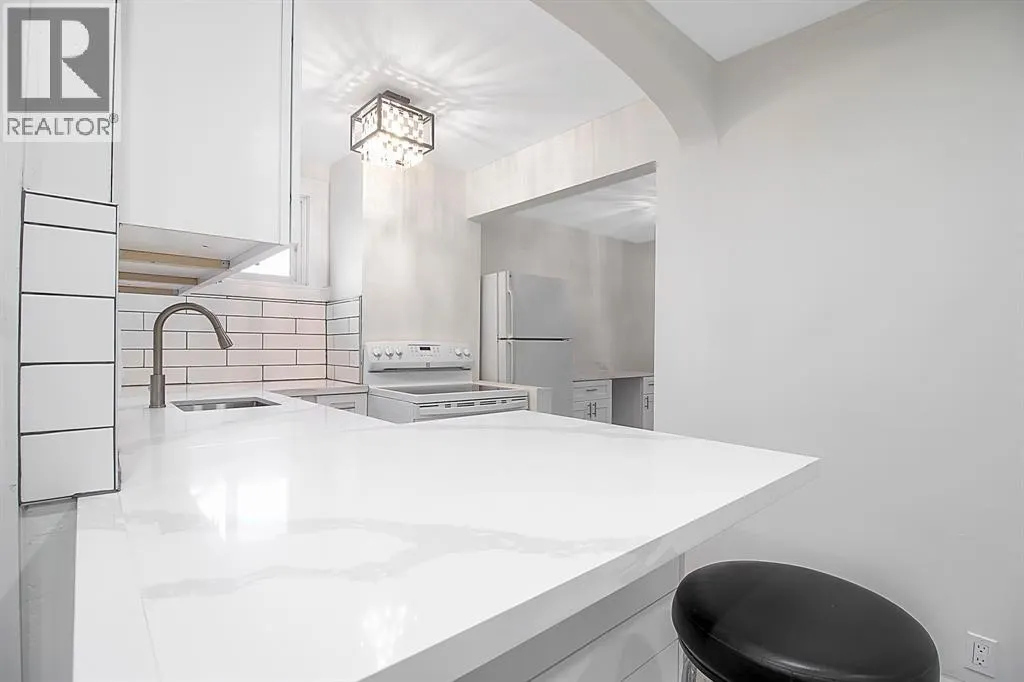 1668 GOYEAU Unit# UPPER