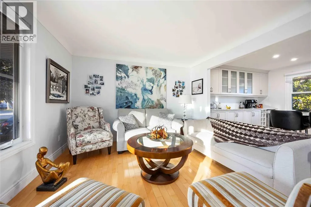 1104 CATHCART BOULEVARD