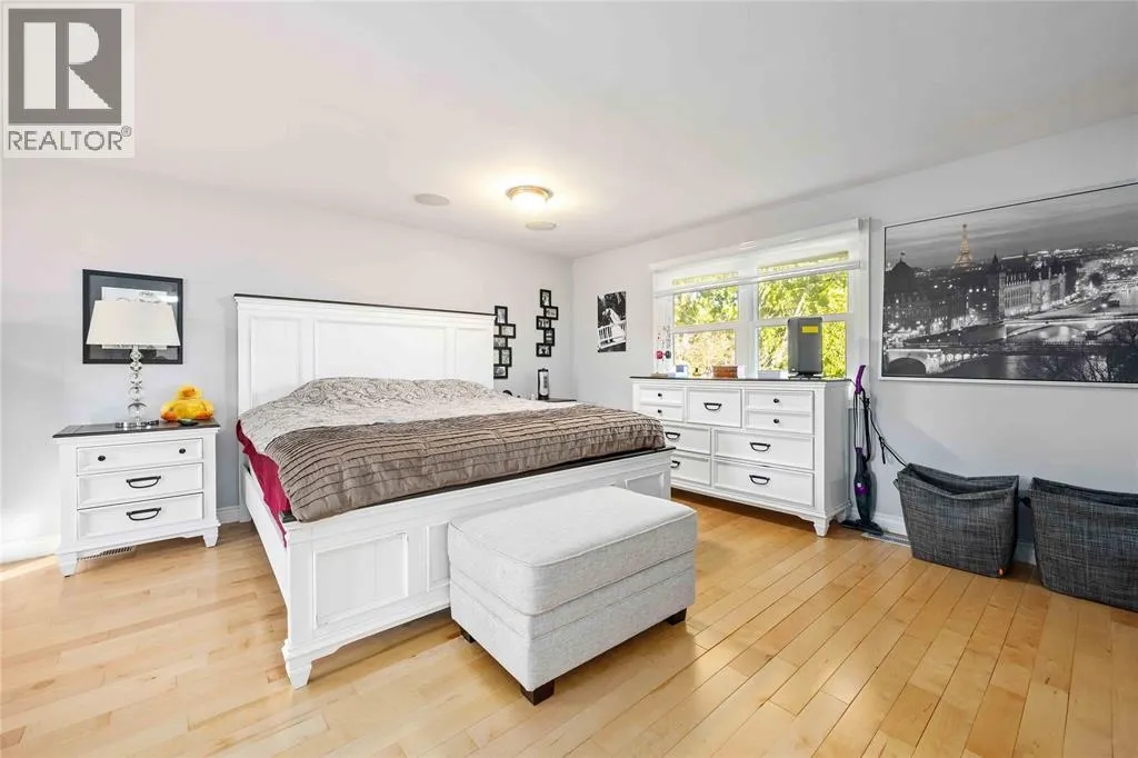 1104 CATHCART BOULEVARD