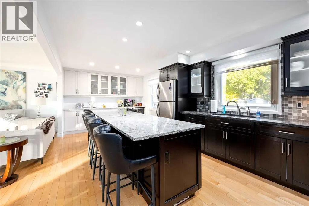 1104 CATHCART BOULEVARD