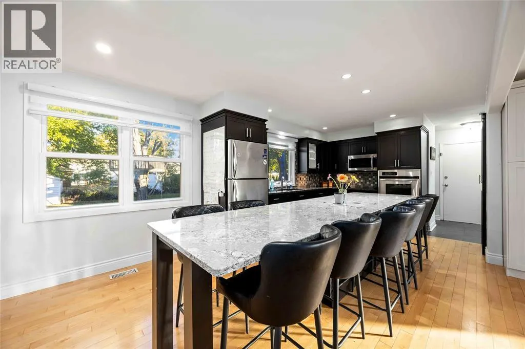 1104 CATHCART BOULEVARD