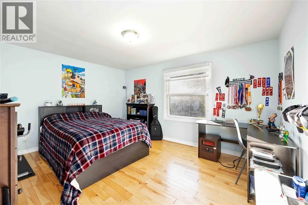 1104 CATHCART BOULEVARD