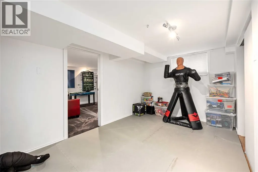 1104 CATHCART BOULEVARD