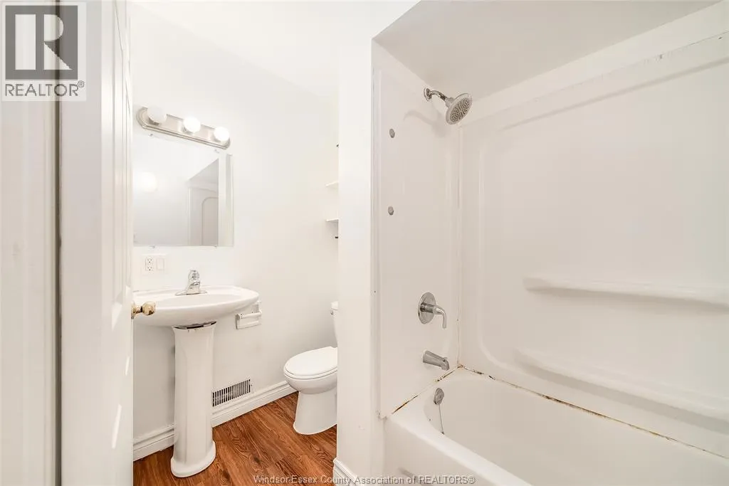 106-108 SHEPHERD STREET East