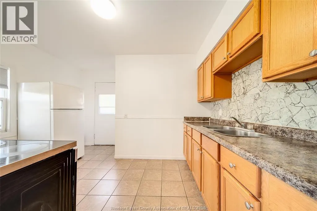 106-108 SHEPHERD STREET East