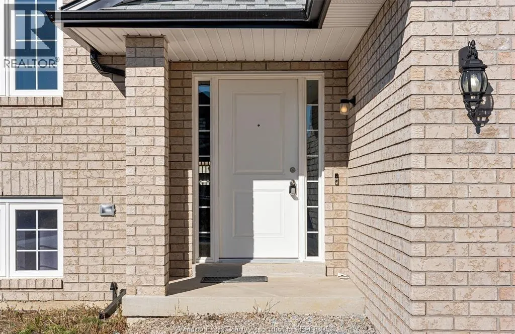 1183 ASPEN RIDGE CRESCENT