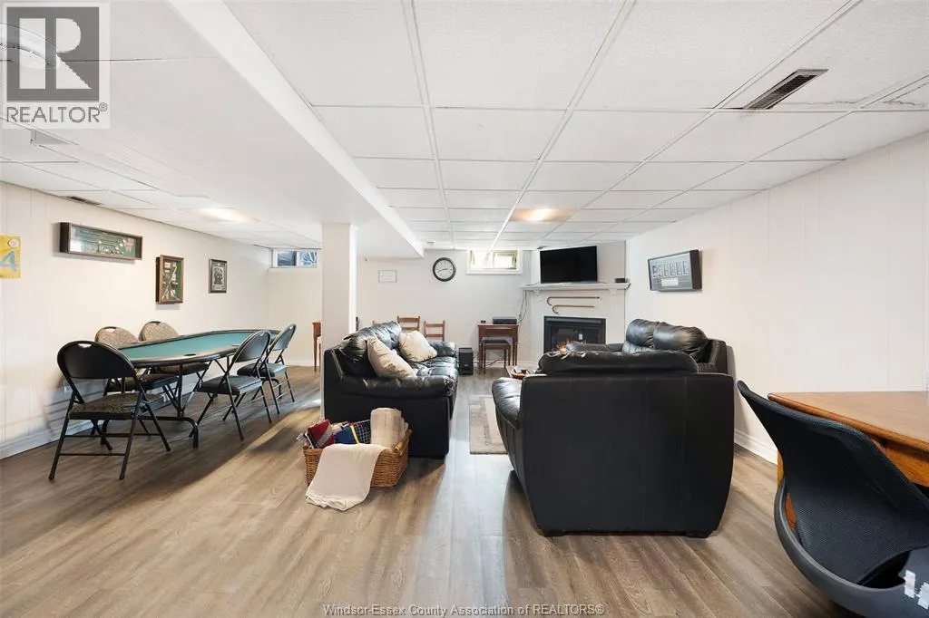 3276 VIRGINIA PARK AVENUE