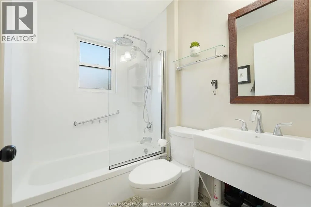 3276 VIRGINIA PARK AVENUE