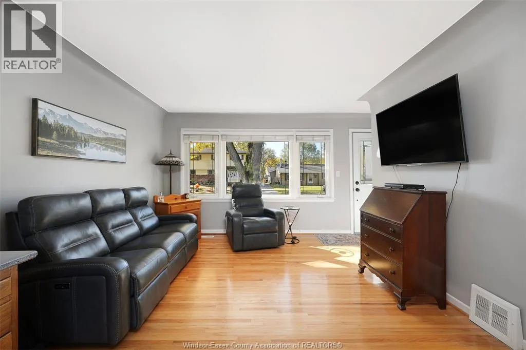 3276 VIRGINIA PARK AVENUE