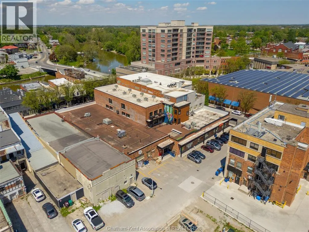 140 King STREET West Unit# 301