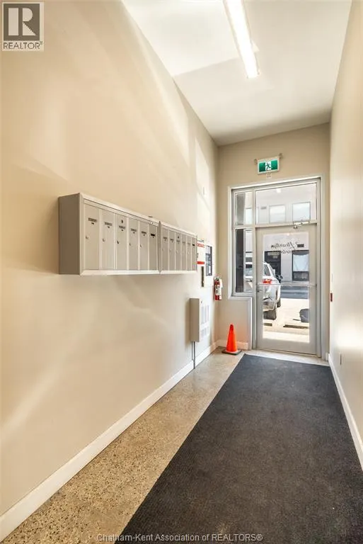 140 King STREET West Unit# 301