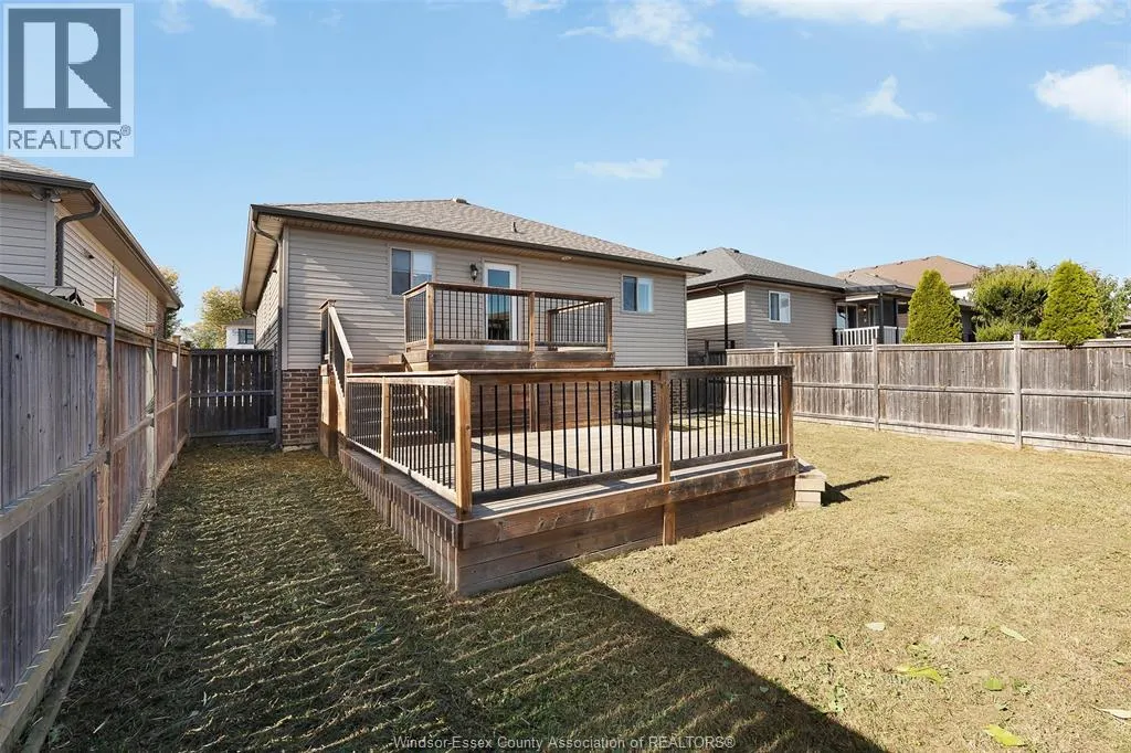 3028 MCROBBIE CRESCENT