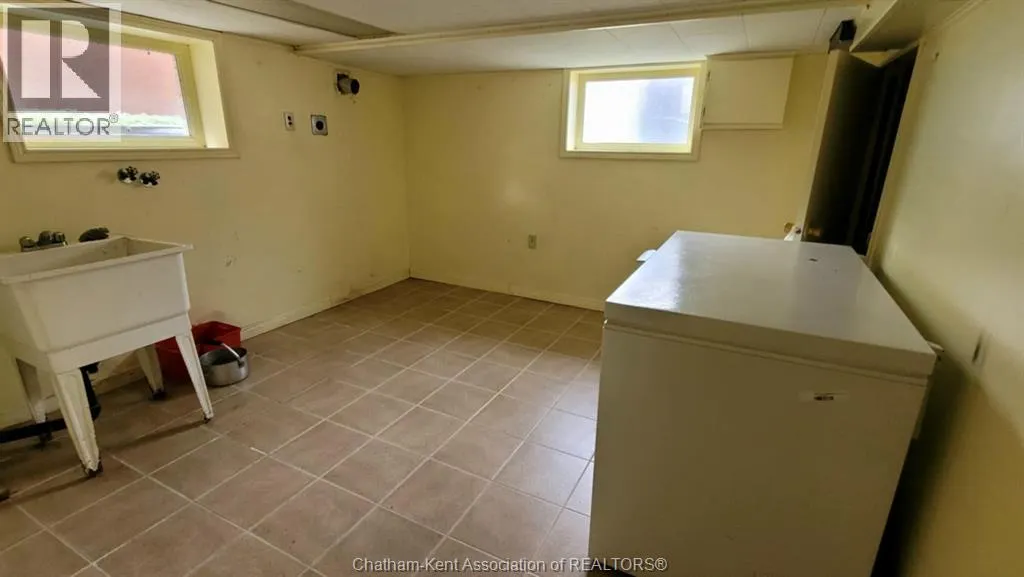 1720 Dufferin AVENUE