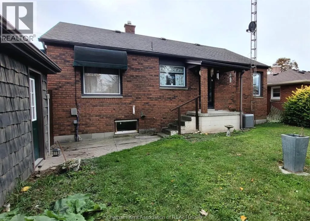 1720 Dufferin AVENUE