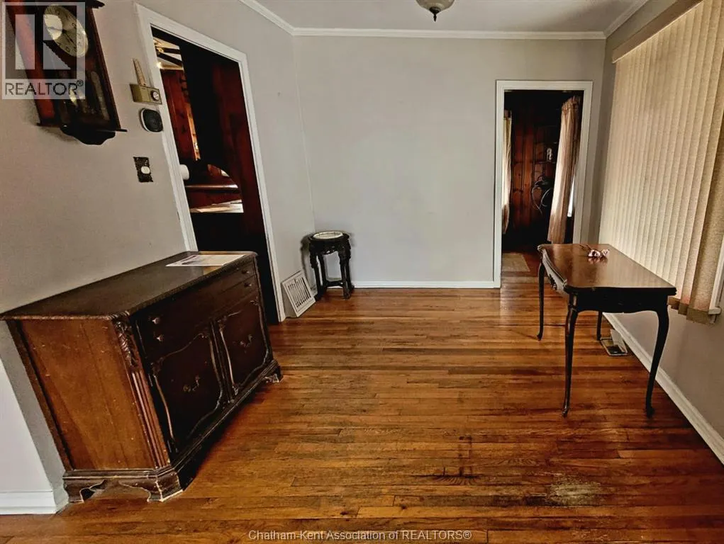 1720 Dufferin AVENUE