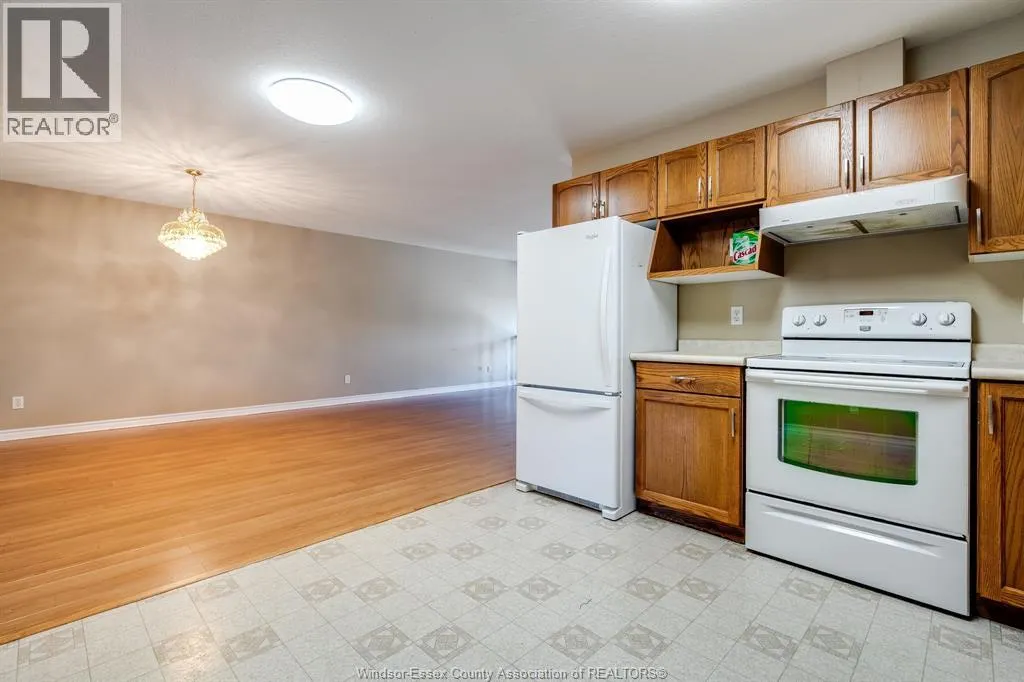 54A Queen STREET South