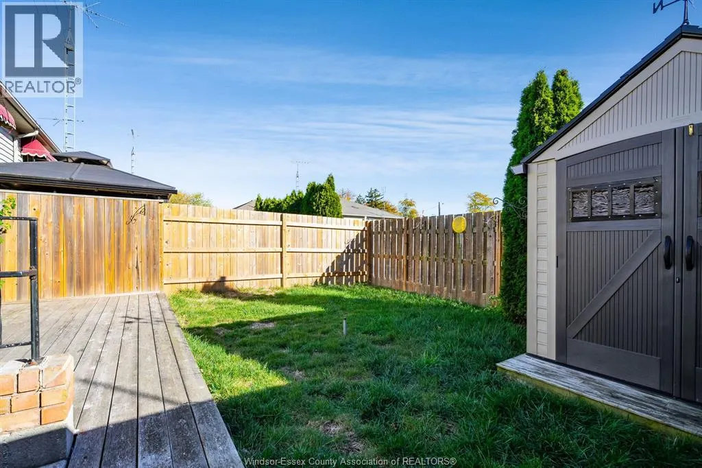 54A Queen STREET South